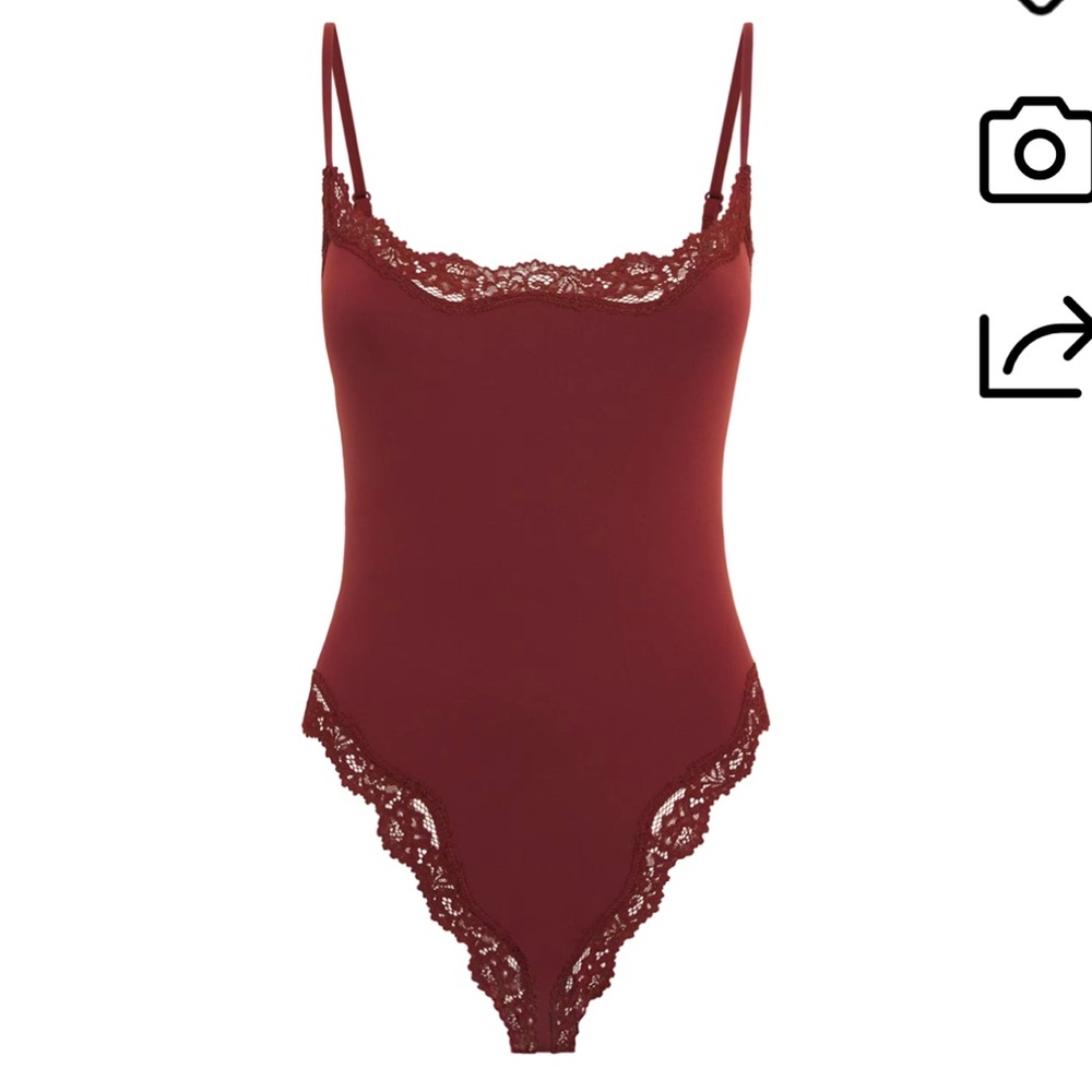 SKIMS FitsEverybody Lace Cami Bodysuit in Oxblood